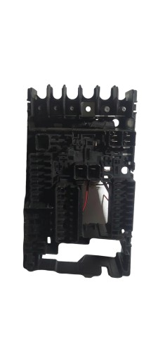 5Q0937125A - БЛОК ПРЕДОХРАНИТЕЛЕЙ VW 5Q0937125B