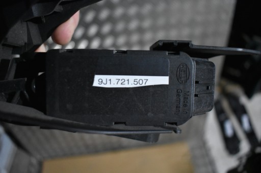 IDEALNY Gaspedal PORSCHE TAYCAN AUDI E-TRON 1