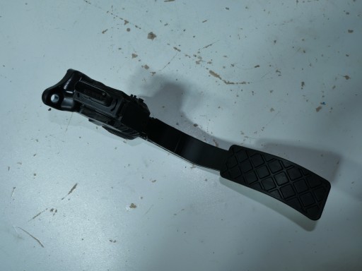 potméter gázpedál AUDI 8W1723523A