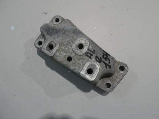 VW AUDI SEAT SKODA Getriebehalter getriebe 1K0199117AM