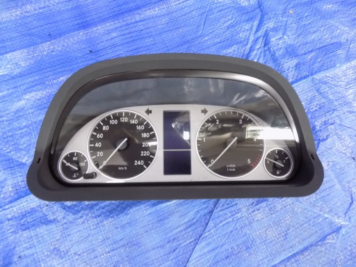 A1695409748 - Встречные часы MERCEDES B-Class W245 2.0 CDI