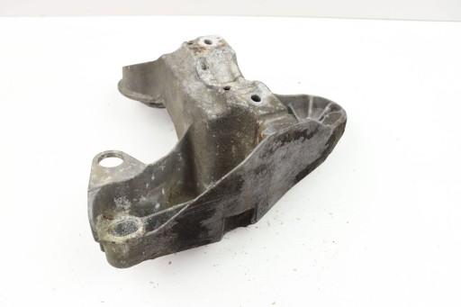AUDI A4 B6 B7 bracket holder of the engine holder left 8E0199351