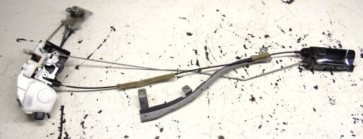 ЗАМОК ДВЕРЕЙ ЛІВИЙ ПЕРЕДНІЙ MITSUBISHI PAJERO 4 IV 3D