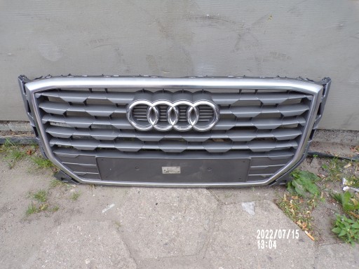 Решетка радиатора переднего бампера AUDI Q2 81A853651