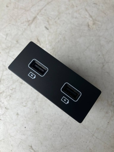 PORT adapter ZLACZE USB RENAULT ARKANA 280230033R