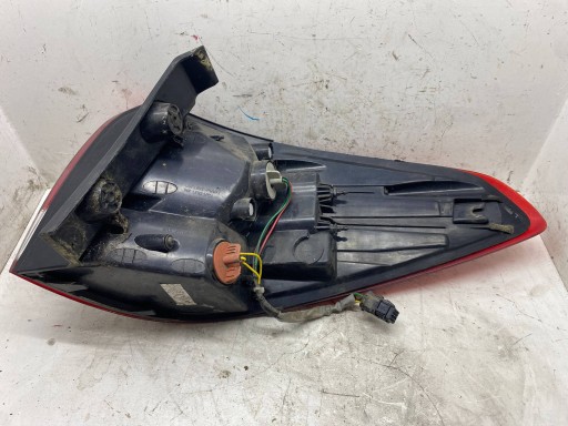 licht links hinten links heck KIA CARENS IV 92401-A4 (2013-2016)