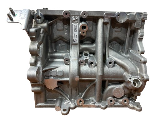 BLOK of the engine PANEWKI BMW F45 225XE B38A15A 20R