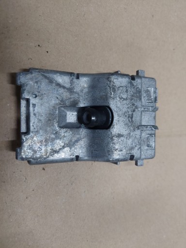 Передняя камера радара jeep grand cherokee wk2 68251681af