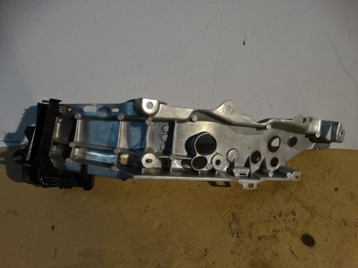 support KSZTALTKA LOZYSKA gauche MERCEDES W205 1