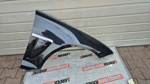 Праве переднє крило jaguar xf x250 lift 11-15 код pef