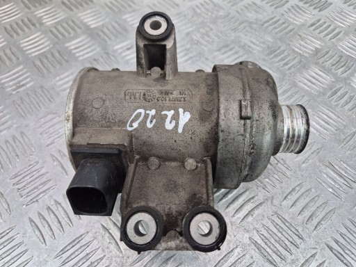 BMW X5 F15 35i Wasserpumpe 8625098 N55B30A
