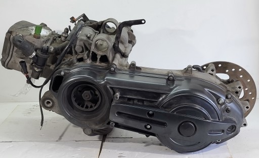 Двигун Piaggio MP3 400 ie 06-13R в зборі