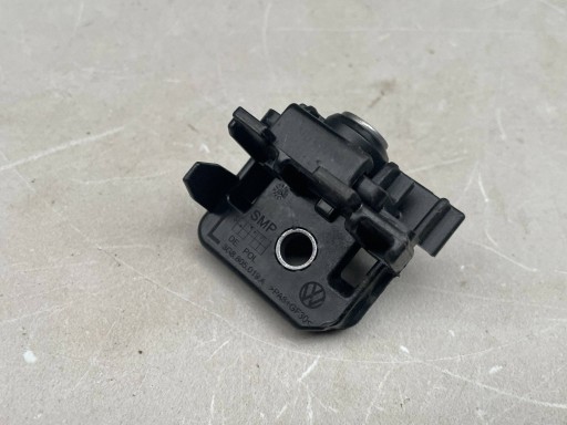 console supports of the front VOLKSWAGEN ARTEON 3G8805019A @M