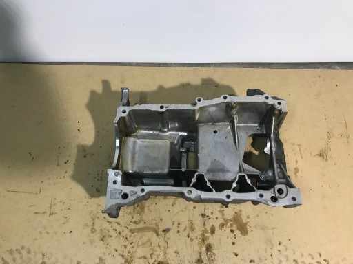 10240P13 МАСЛЯНИЙ ПІДДОН