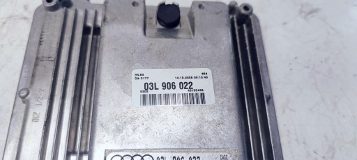 computer control unit of the engine AUDI A4 A5 03L906022