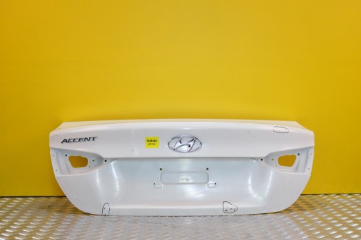 HYUNDAI ACCENT 2018 2019- КЛЮЧКА БАГАЖНИКА ЗАДНЯ