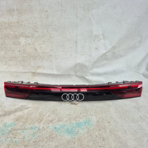 Audi q8 4m8 підйомник 24- світлодіодний задній ліхтар 4m8945095ba