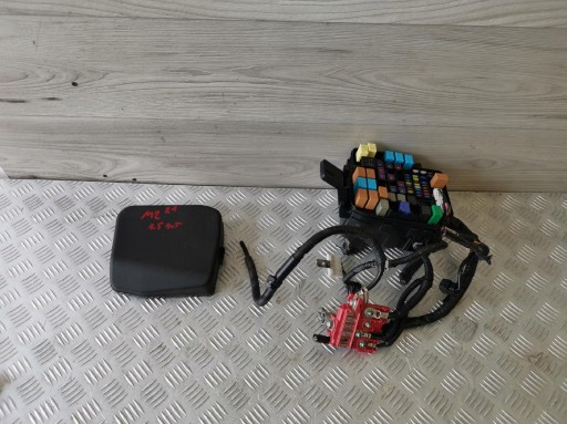 Y8IKJKMK - Блок предохранителей mazda2 dj lift skyactiv-g