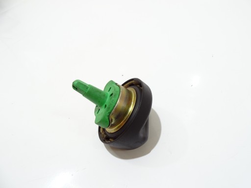 čep rezervoara goriva DIESEL BMW E60 E61 OE (4817479)