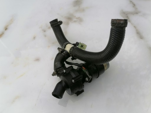 KTM 600 LC4 водяний насос