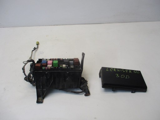 65 - Блок предохранителей land cruiser 120 3.0 d4d