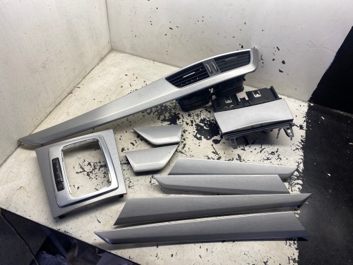 КОМПЛЕКТ ДЕКОРИРОВАНИЯ MERCEDES W204 LIFT SEDAN