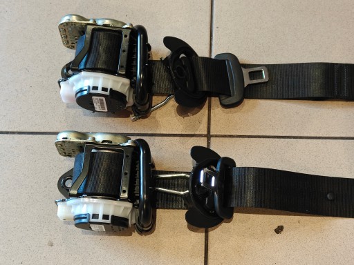 tension belts safety front left right SKODA KODIAQ 566857706 705 original