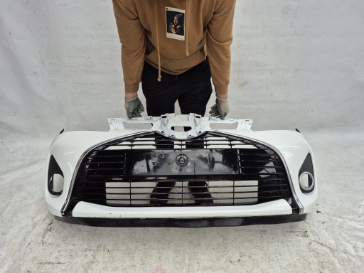 TOYOTA YARIS III LIFT 14- bumper front front grid 53102-0D030