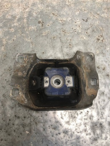 holder engine mount FORD FOCUS MK3 V61-7M121