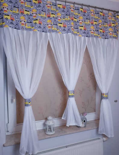 Штора 150 см х 155 см