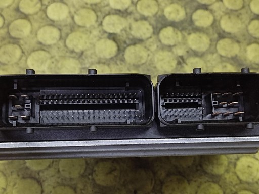 AUDI A4 B5 1.6 control unit of the engine 3B0906018G