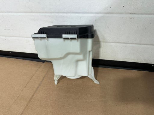 a2055400024, 2055400024, - Блок предохранителей, перчаточный ящик mercedes c class w205 de europa