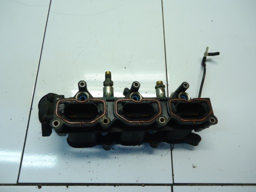 AUDI A4 B7 A6 C6 3.2 FSI V6 AUK intake manifold 06E133110K