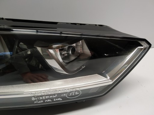 Vw Golf Sportsvan reflektor Bi Xenon right light before lift