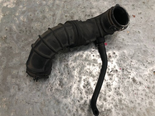 pipe air hose HYUNDAI I30 28138-1H050