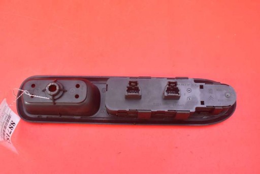 control panel of the window EU 96468704XT PEUGEOT 407 04-10