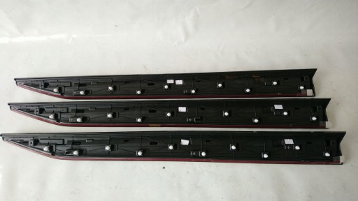 moulding door left front SKODA SUPERB III 3V