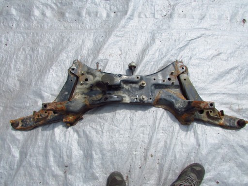 02-06r, 02-06r - Mitsubishi outlander 1 балка підвіски передні сани європа 02-06р