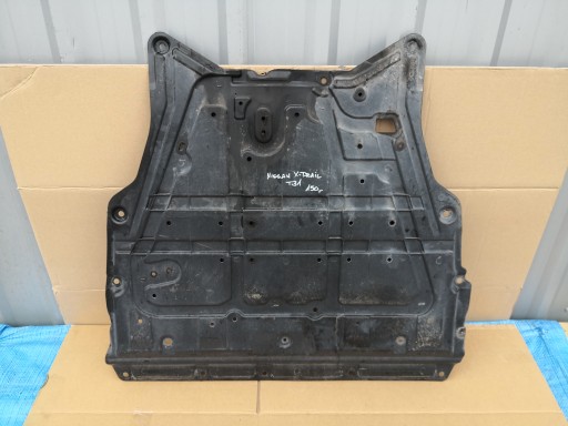 75890JG70A 75890JY70A - NISSAN X TRAIL T31 07-панель капота двигуна