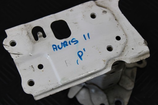 beam tip siders of a bumper right rear part TOYOTA AURIS II 2 KOMBI