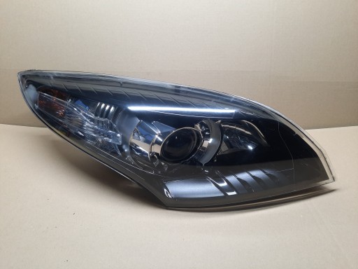 Правая передняя фара renault megane iii gt rs 260104151r