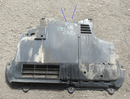 VOLVO V50 2.4 D 06R KOMBI cover cover below engine chassis