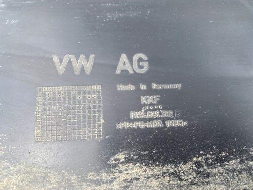 AUDI A3 8Y VW cover chassis right 5WA825202D