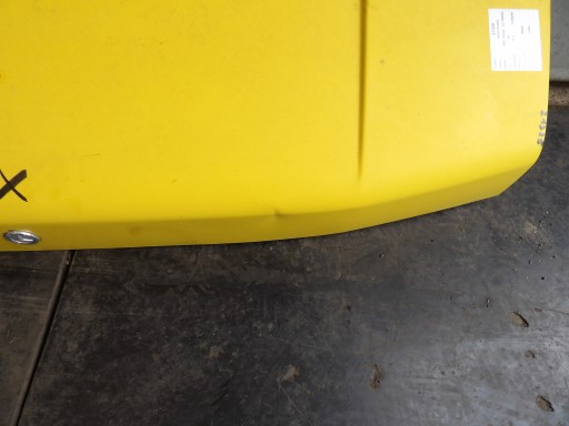 Mercedes T1 308D, 207, 307 cofano