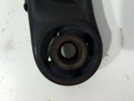 Toyota Yaris II Querlenker vorne links (Q377)