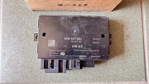 111222333HTREHEHT - Модуль крючка сиденья vw audi skoda 5h0907383