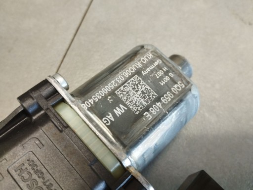 Volkswagen Touran III 2025 mechanism windows right rear part 5TA839462B