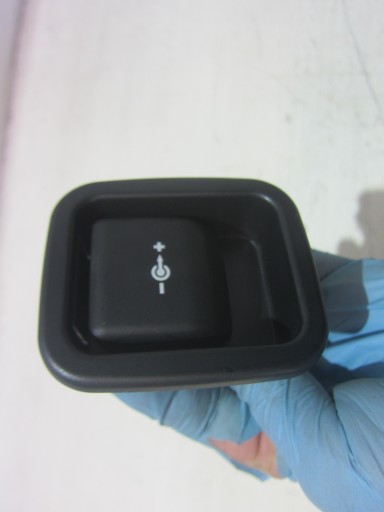 BMW X3 G01 X5 X4 Adapter, Stecker ZAPALNICZKI Kofferraum 61349473608 6843098