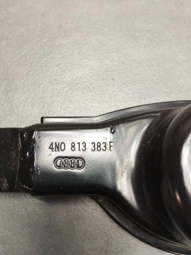 Audi A8 4N D5 LONG brace console 4N0813383F