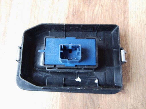 Fiat Fiorino panel window control switch right front front 2254110011